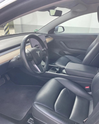 Tesla Model 3 cena 94500 przebieg: 134000, rok produkcji 2019 z Gdańsk małe 254